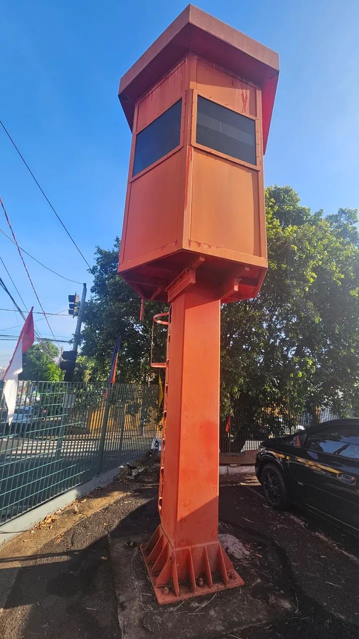 Guarita Suspensa de Ferro 