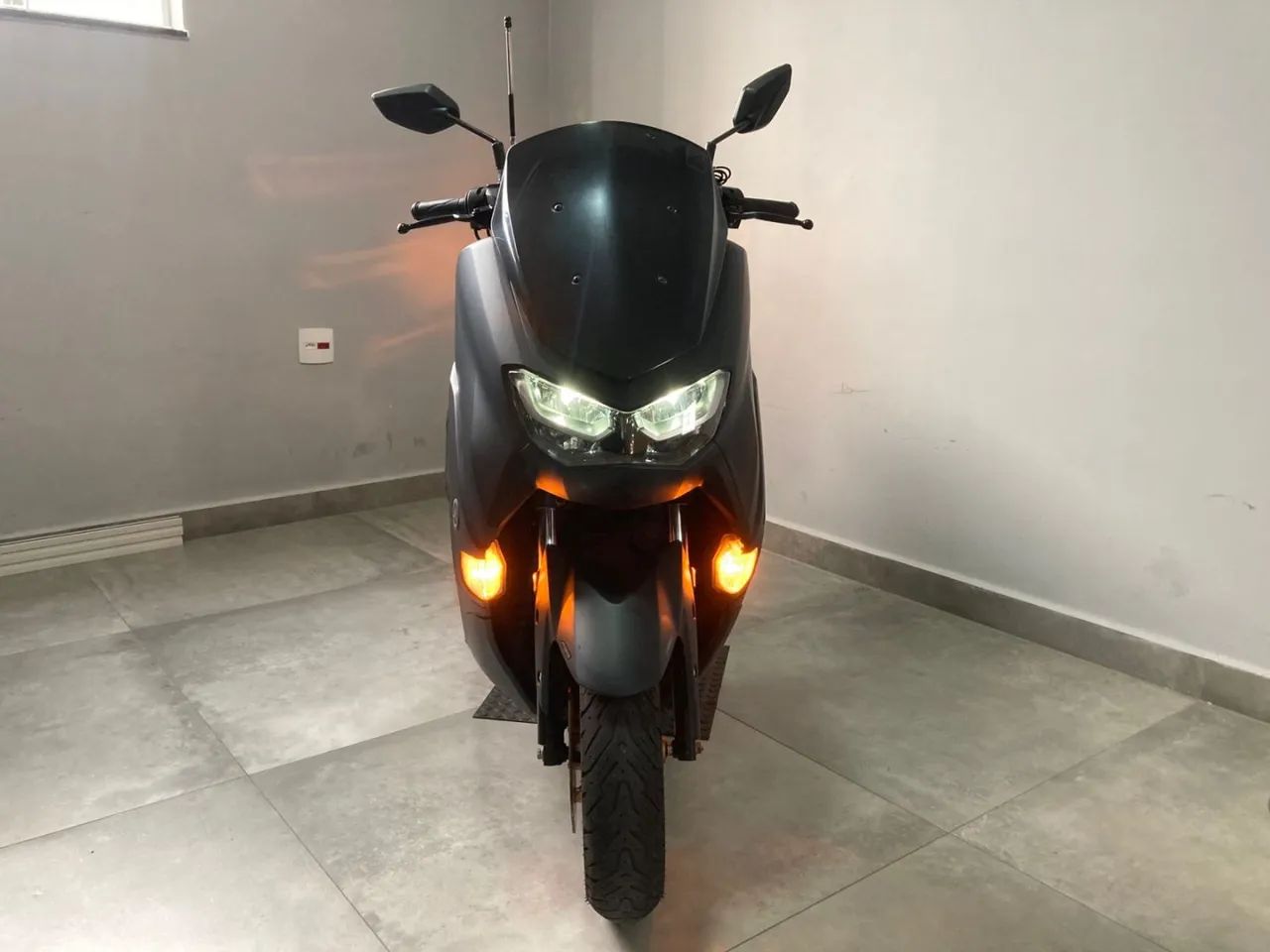 Yamaha Nmax connected 160 abs 2023