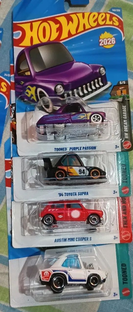 Hot Wheels novos e lacrados 1.0