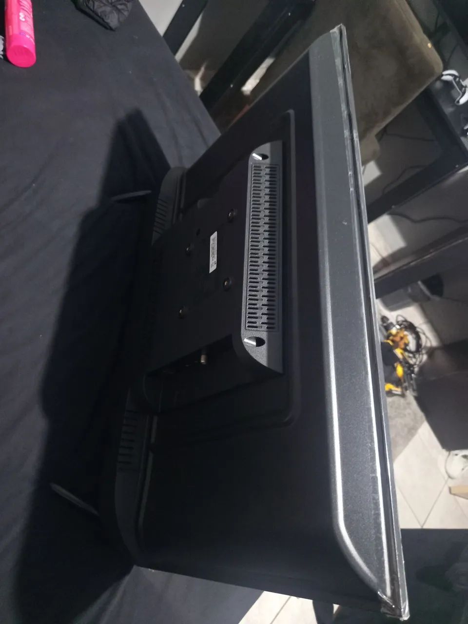 Vendo tv pra ir RÁPIDO  - Foto 2