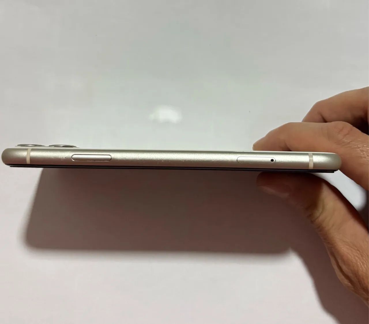 iPhone 11 64GB - Muito Conservado + Caixa e Cabo - Foto 5