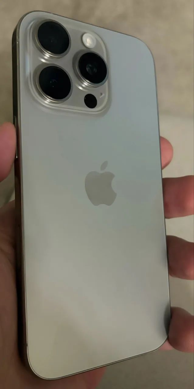iPhone Pro 256gb Titanium - Foto 2