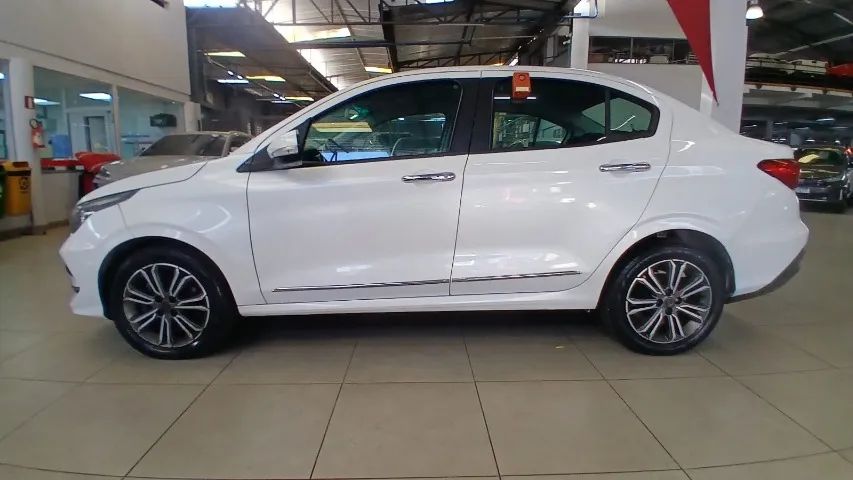 Fiat Cronos Precision 1.8 16V Flex Aut. 2020 - Foto 3