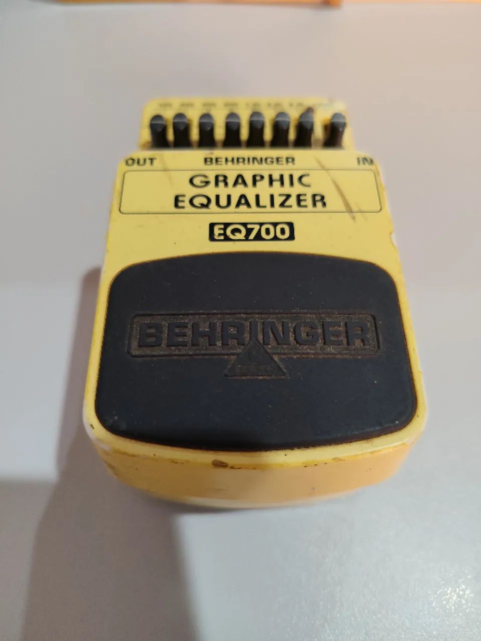 Pedal Equalizador Behringer