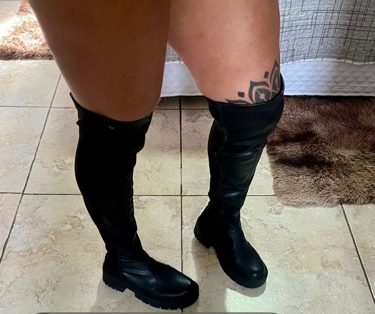 Bota com salto tratorado  - Foto 4