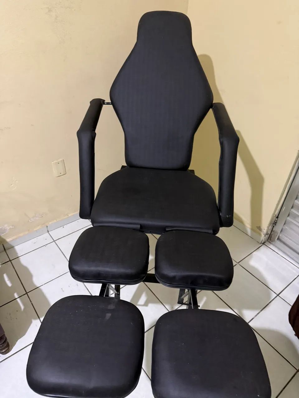     Cadeira/Maca 2 em 1 para tatuagem - Foto 5