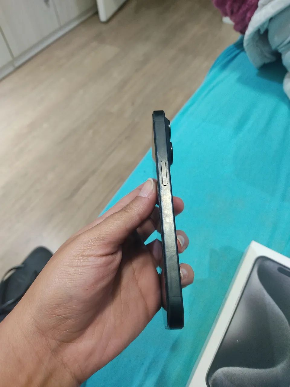 Vendo Iphone 15pro 128gb  - Foto 2