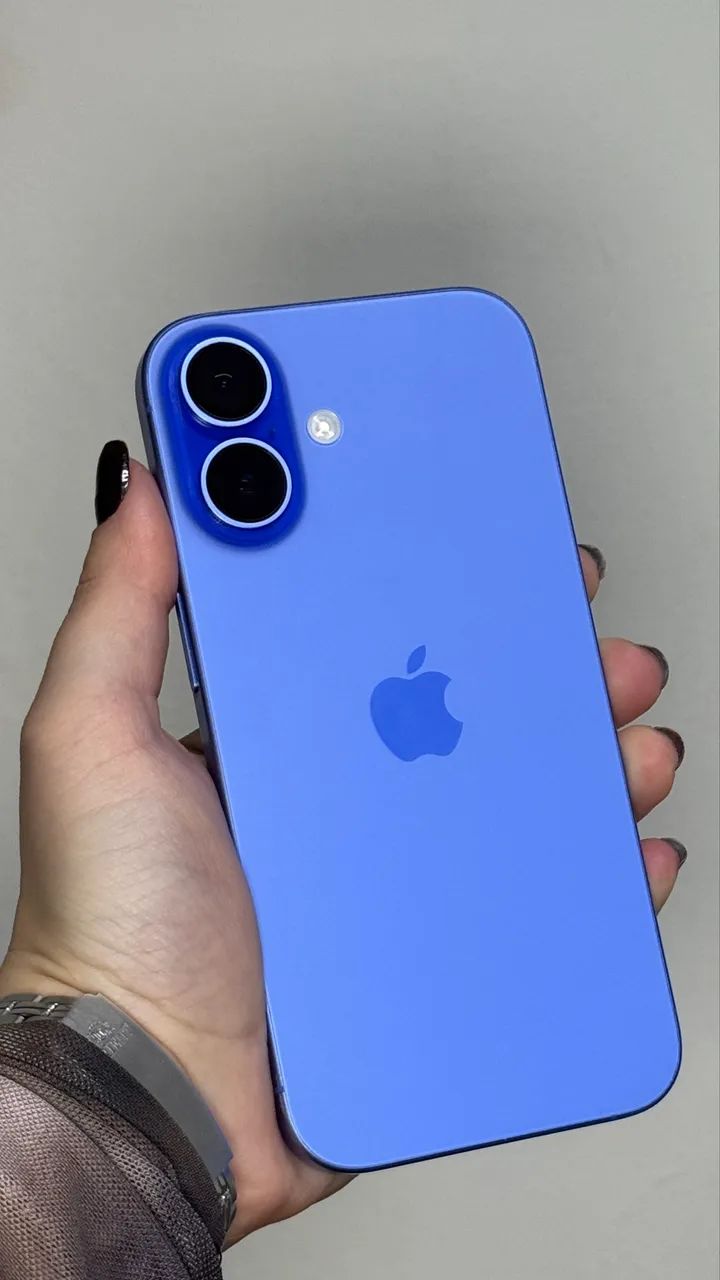 iPhone 16 Azul