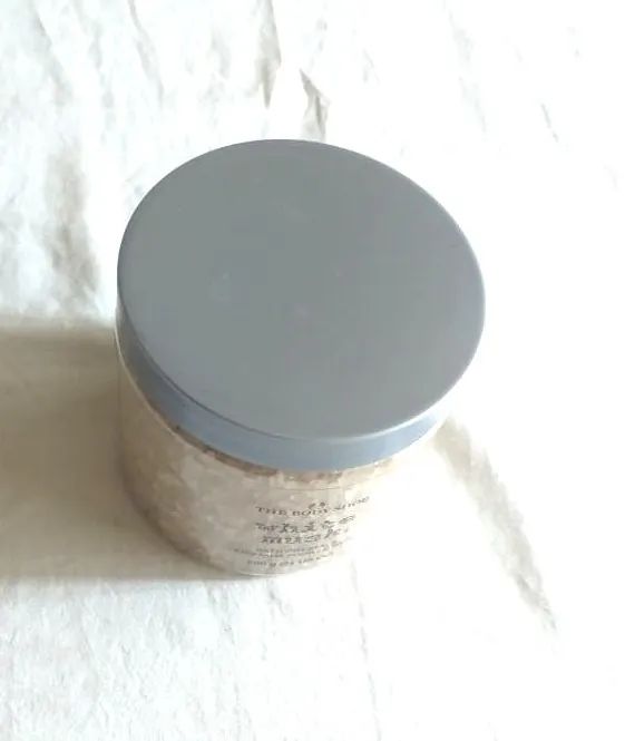 Cristais de banho marca White Musk. Embalagem com 600 gramas. - Foto 2