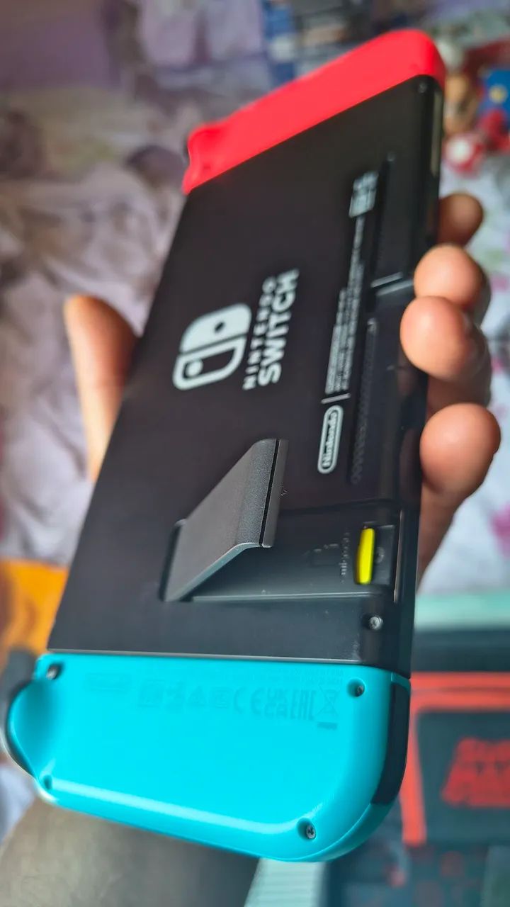 Switch v1 Bloqueado  - Foto 3
