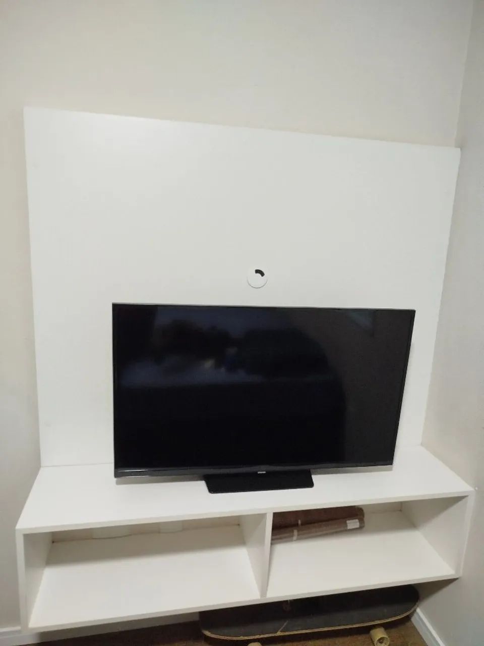 Painel de TV com nicho