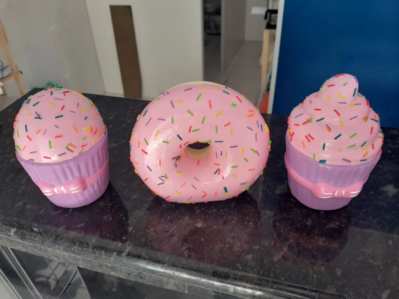 Enfeite e cofre tema de doces - Foto 5