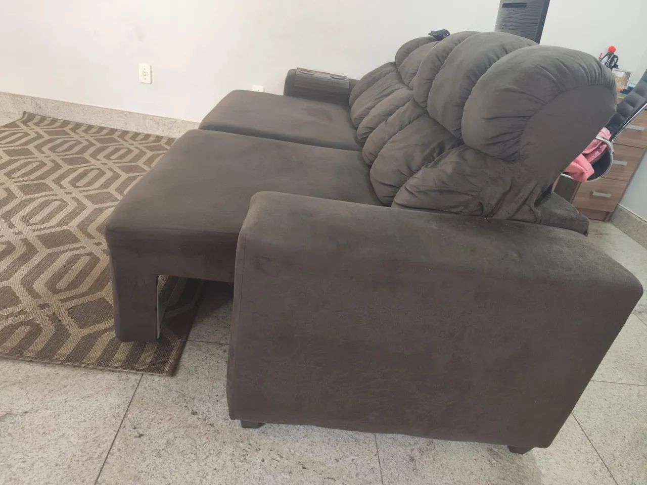 Sofá retrátil e Tapete 