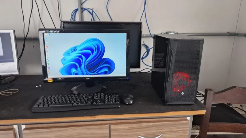 pc ryzen 3 2200g 8gb