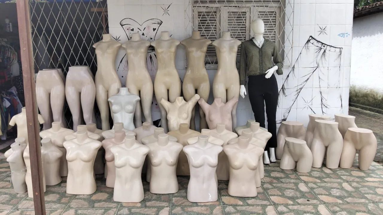 Manequins e cabides - Foto 2