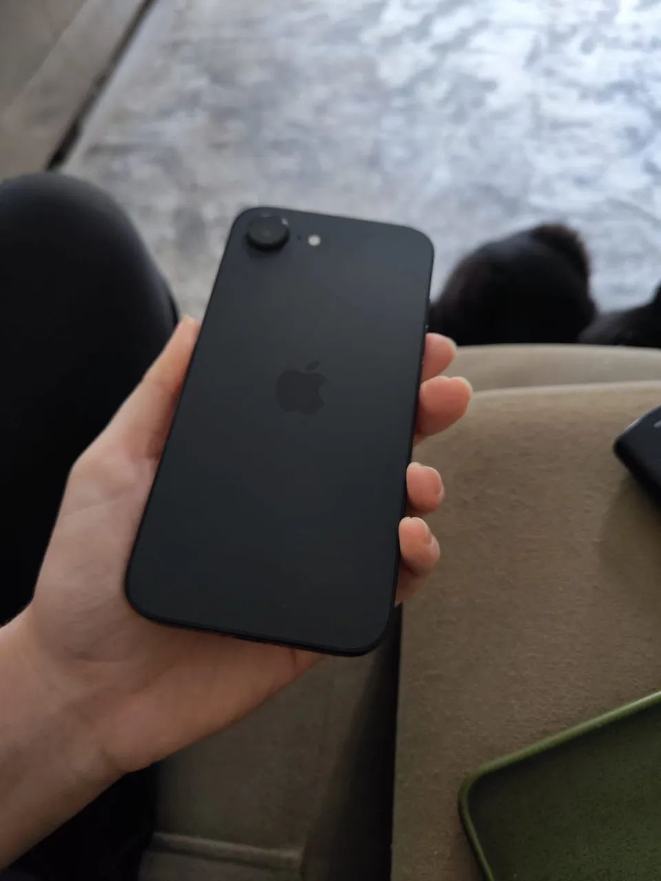 IPHONE 16e 128gb  - Foto 5