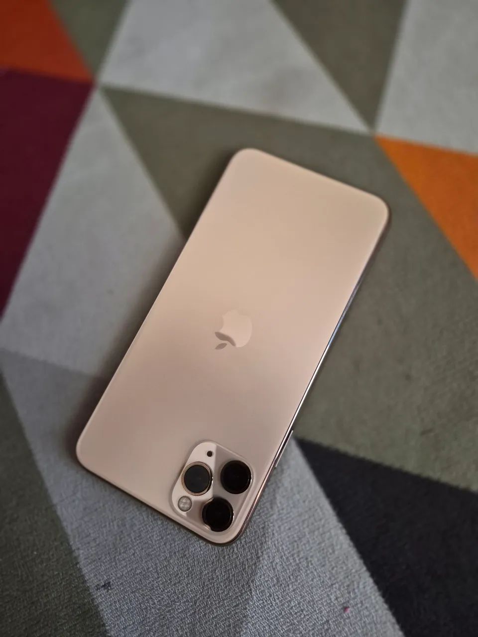 Vendo iphone 11 pro max 64 - Celulares e Smartphones - Queimadinha