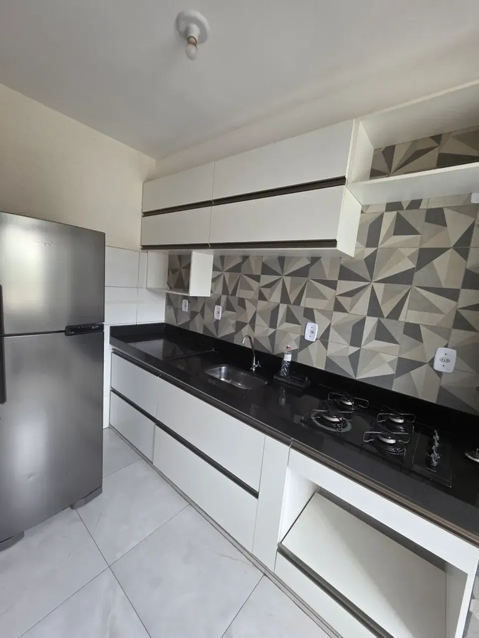Apt Mobiliado Village do Sol 1