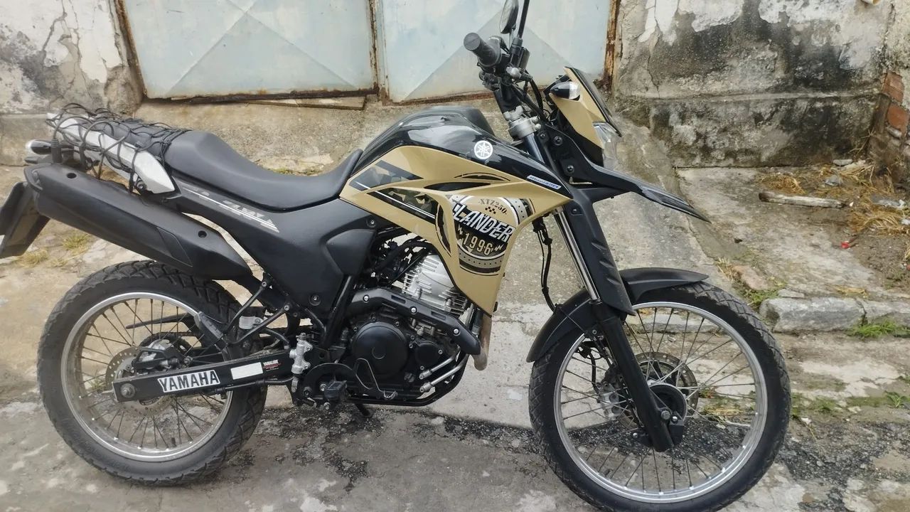 Yahama Lander 250