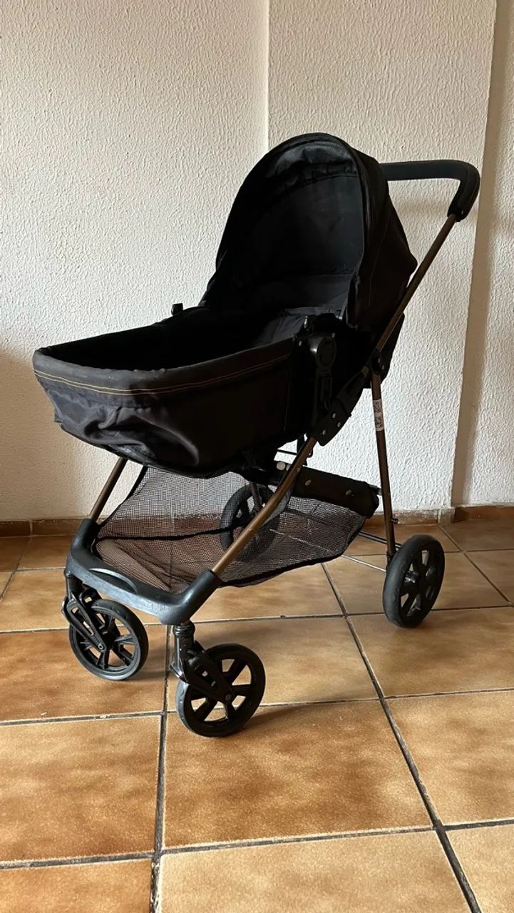 Carrinho de bebê Galzerano com Moisés