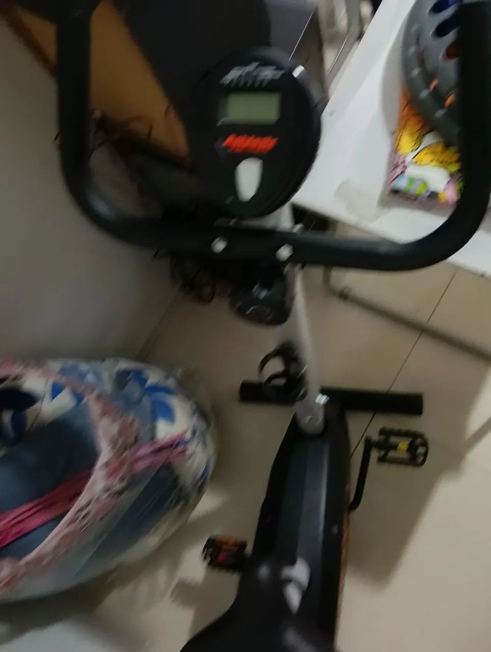 Vendo bicicleta ergométrica athetic - Foto 3