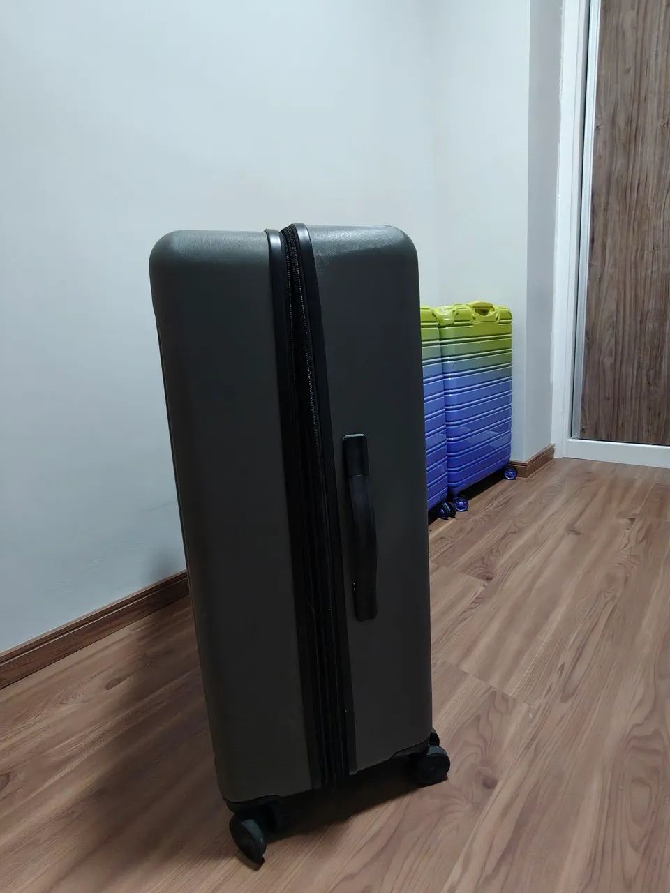 Mala de viagem 23Kg importada grande  - Foto 4