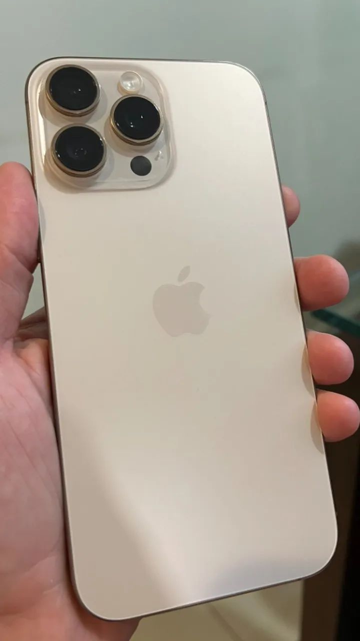iPhone 16 Pro Max 256gb (Titânio-deserto) (c/ chip Nacional) - Foto 2