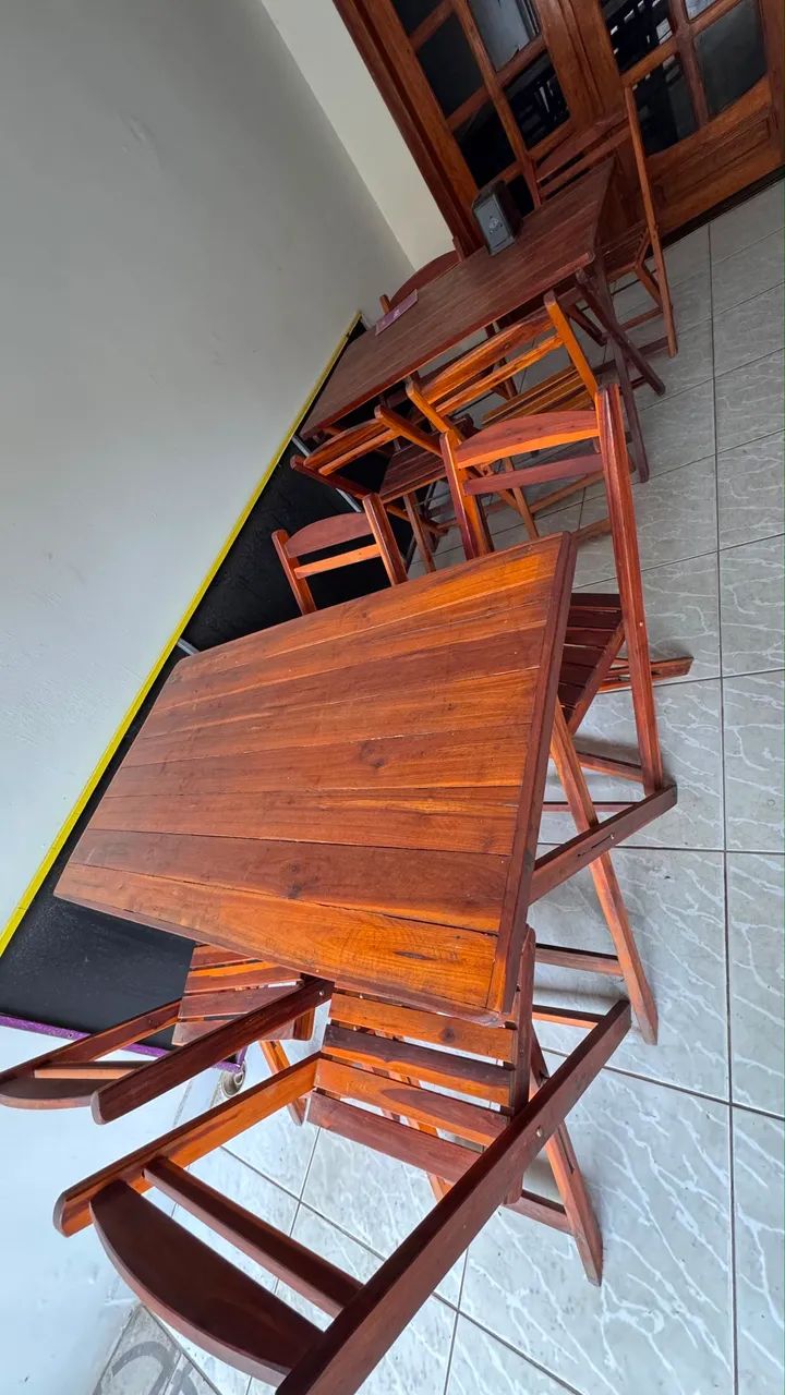 CONJUNTO DE 2 MESAS + 8 CADEIRAS DOBRÁVEIS  - Foto 2