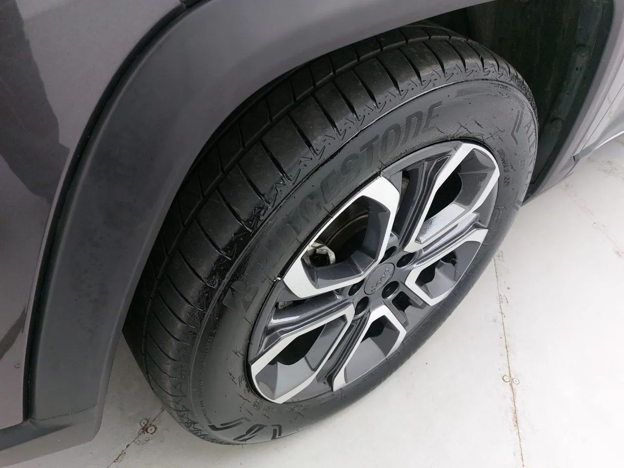 Jeep Commander Limited T270 1.3 TB Flex Aut., foto 12 de 18