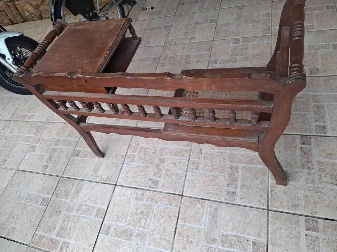 Mesinha de telefone antiga - Foto 4