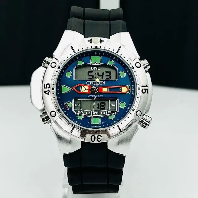 オキュパイド　1947〜1952 GHQ オープンジープ　　　　ゼンマイ式 Comprar Secret Sexy - Pomada Ice 4Gr Abelha Rainha (2910) - a