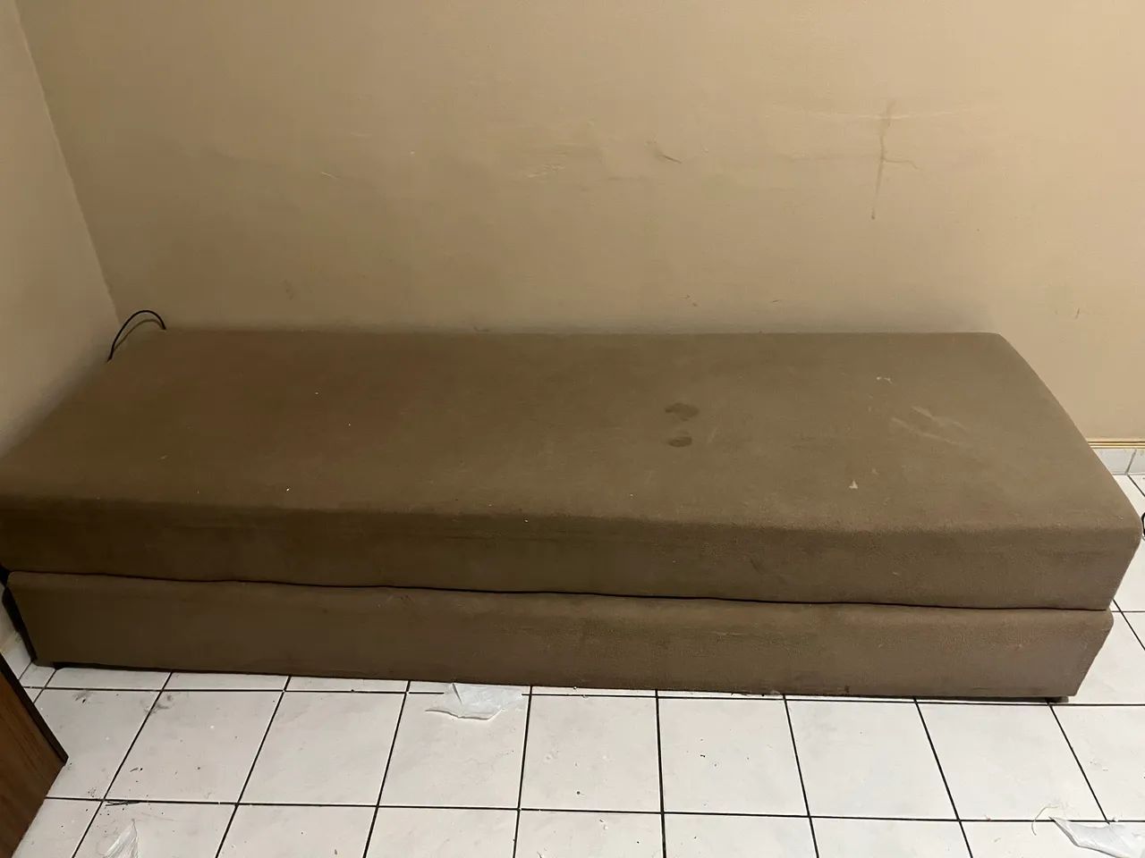 SOFÁ/BICAMA BEGE NO PRECINHO! 