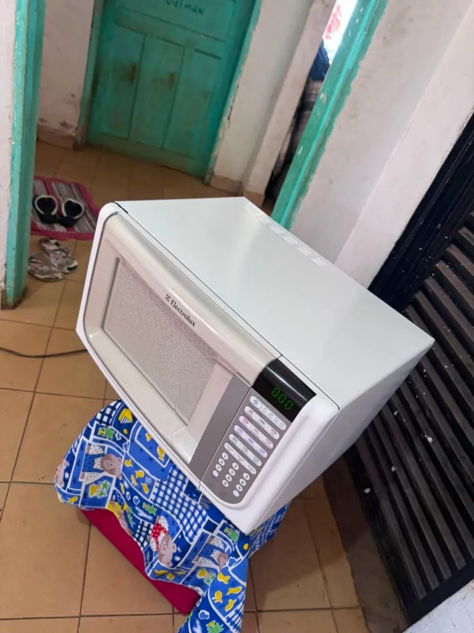 Microondas Electrolux 31 lt  - Foto 4