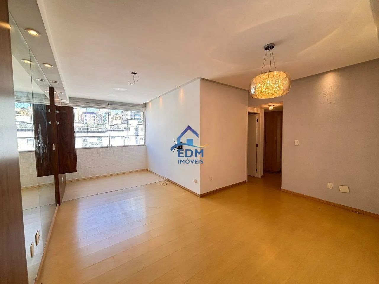 Apartamento 3 Quartos com Suíte e 2 Vagas para Alugar no Buritis - Foto 2