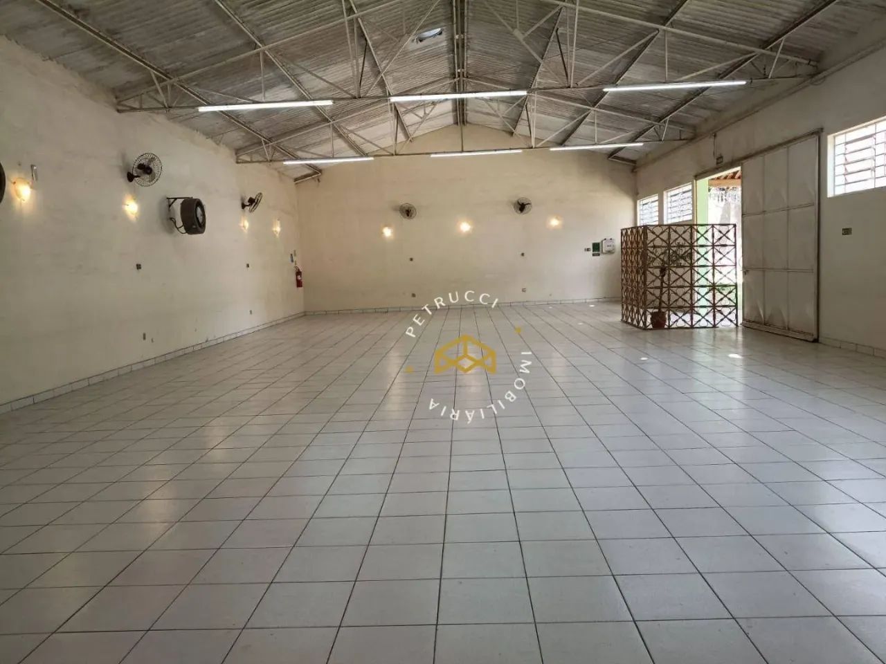 GALPÃO PARA ALUGAR COM 408 M² EM VALINHOS/SP - Foto 3