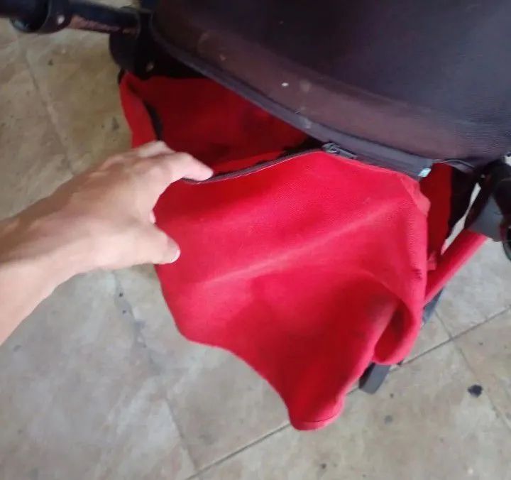 Vende-se um carrinho de bebê eganhe 2 brinde - Foto 4