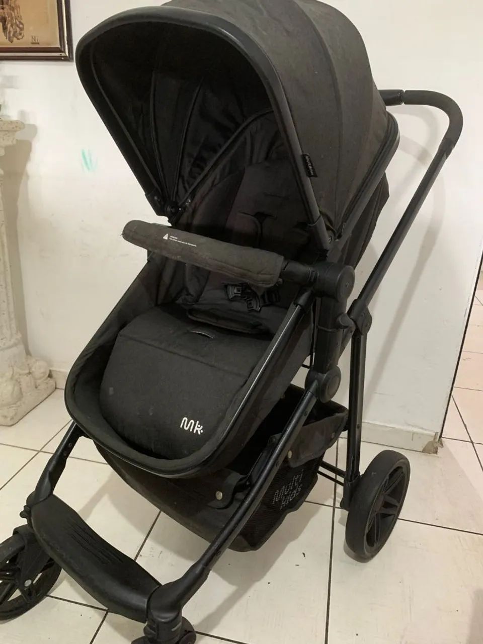 Carrinho Moisés + bebê conforto acoplado  - Foto 2