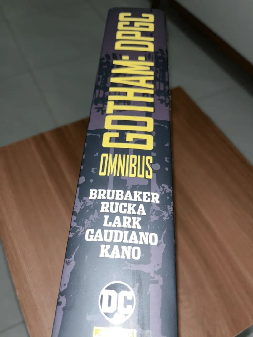 Gotham: DPGC (Omnibus) - Foto 2