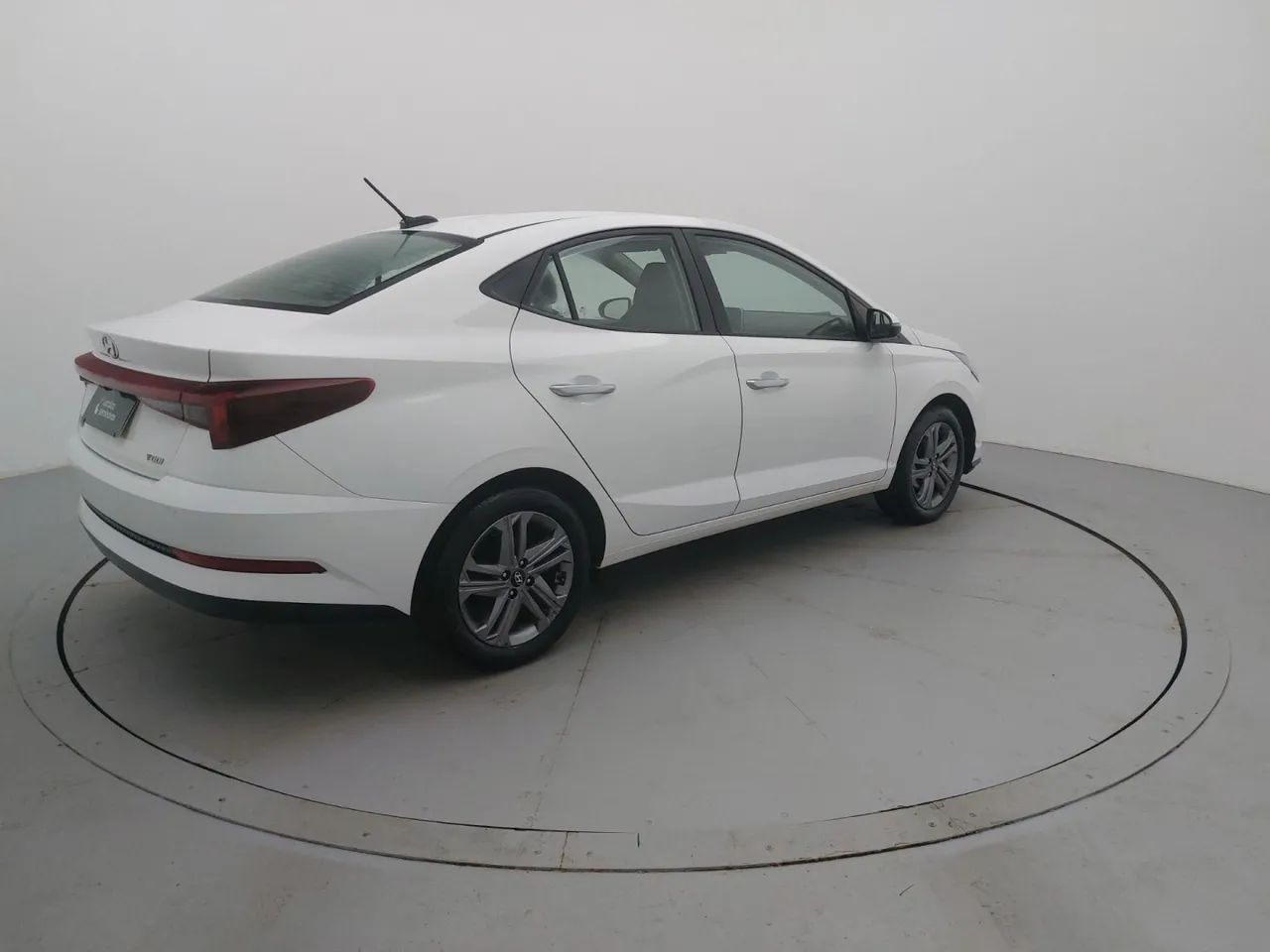 Hyundai HB20S Limited 1.0 TB Flex 12V Aut., foto 5 de 18