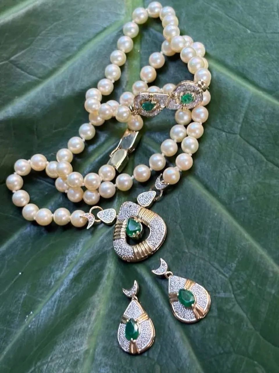 Conjunto de esmeralda com brilhantes  - Foto 2