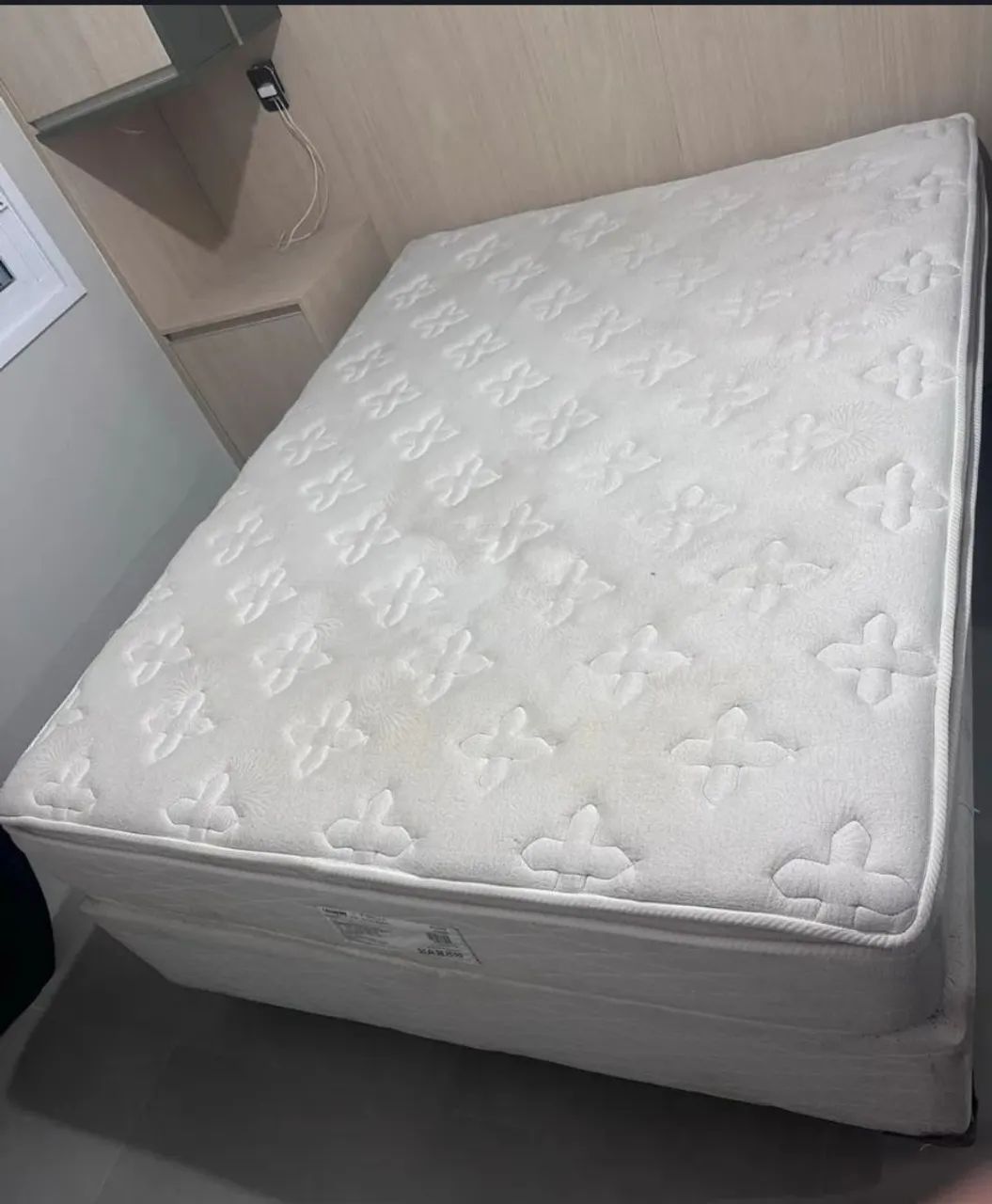 Cama box casal 
