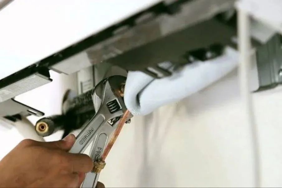 Técnicos Em Ar Condicionados  - Foto 2