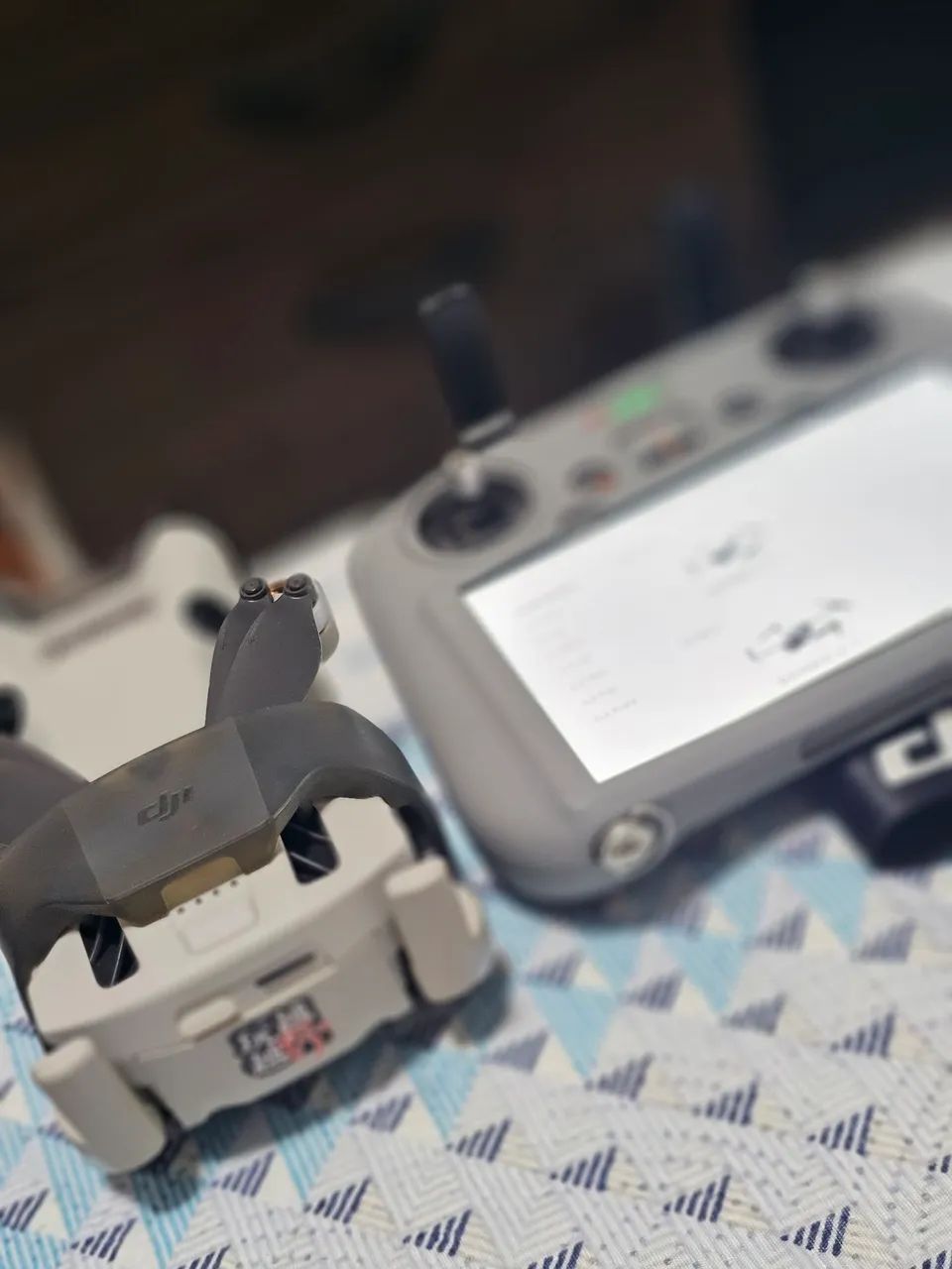 Drone Mini 4 Pro completo + bolsa DJI e todos os acessórios. - Foto 2