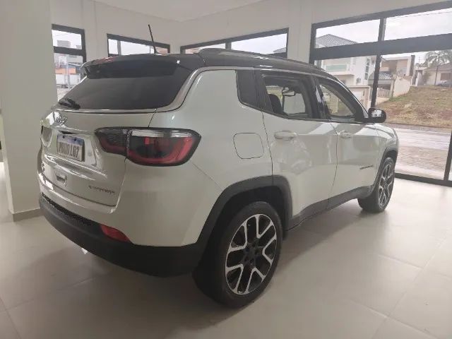 Compass Limited 2.0 Diesel com Teto - Foto 4