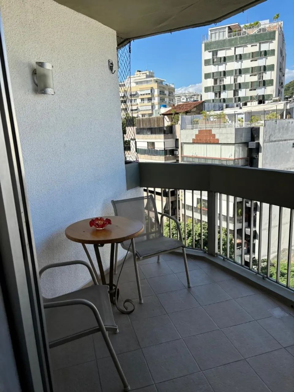 Excelente apartamento 3 qtos, sendo 1 suíte, dependência e duas vagas de garagem. - Foto 6