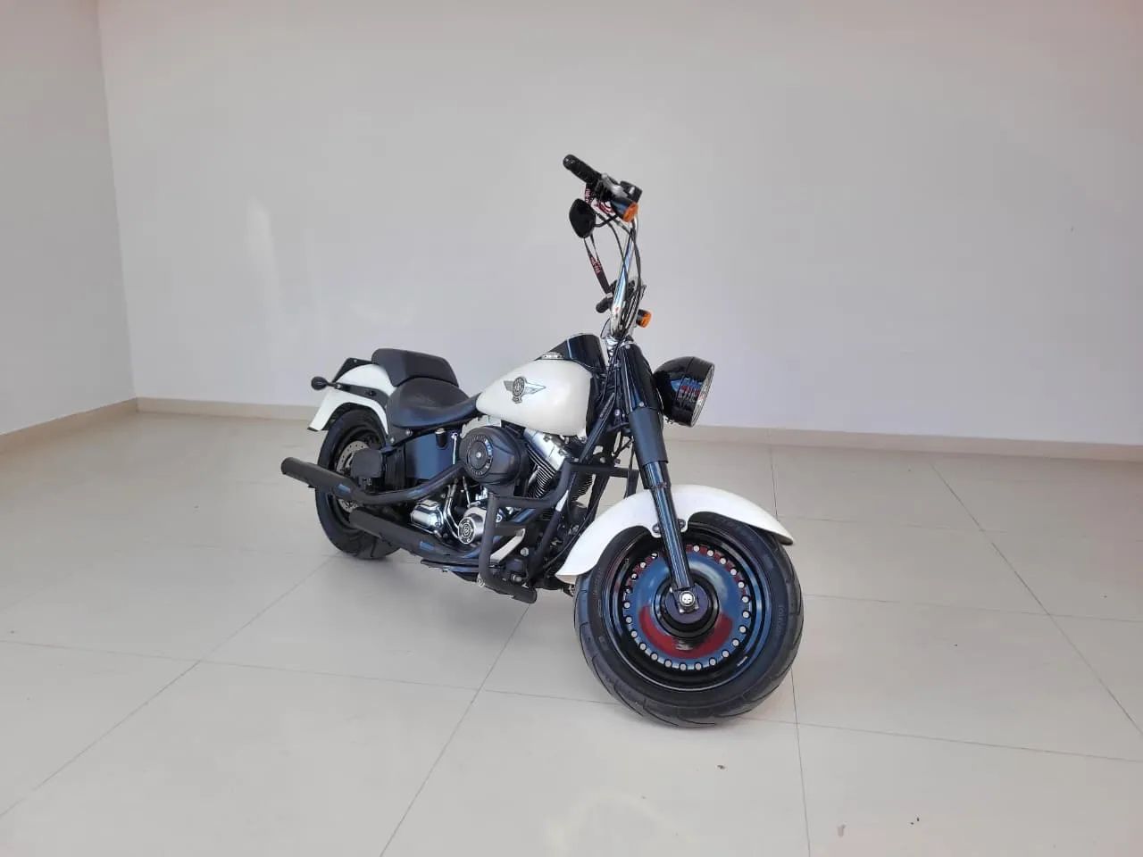 Harley-Davidson FAT BOY LOW/ SPECIAL FLSTFB - Foto 3