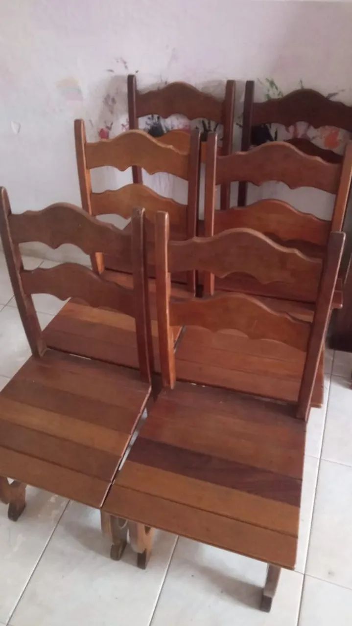 Mesa de Madeira /6 cadeiras - Foto 2