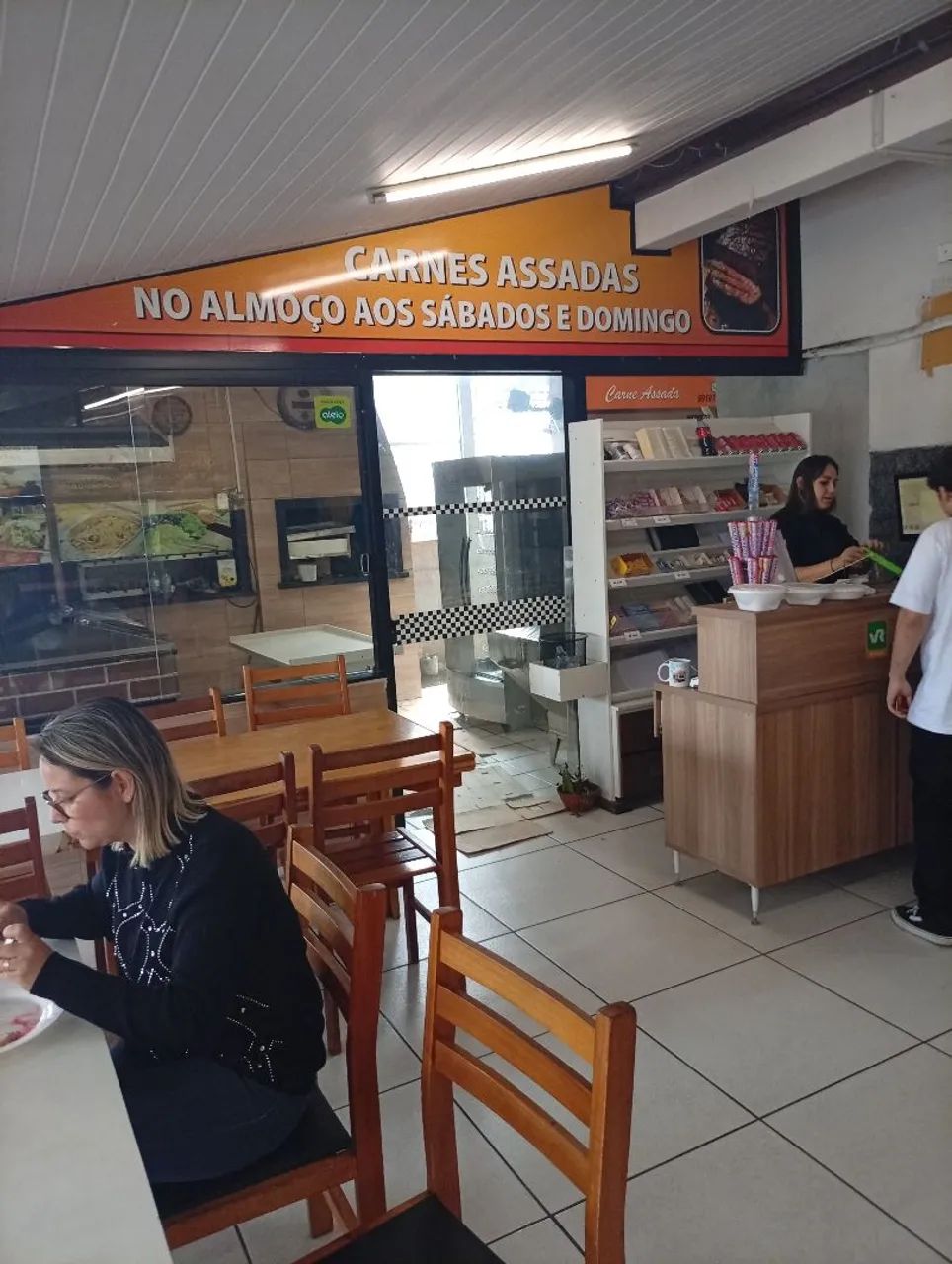 ?Restaurante Tradicional à Venda - 35 Anos, Estrutura Completa, 150 Lugares - Foto 6