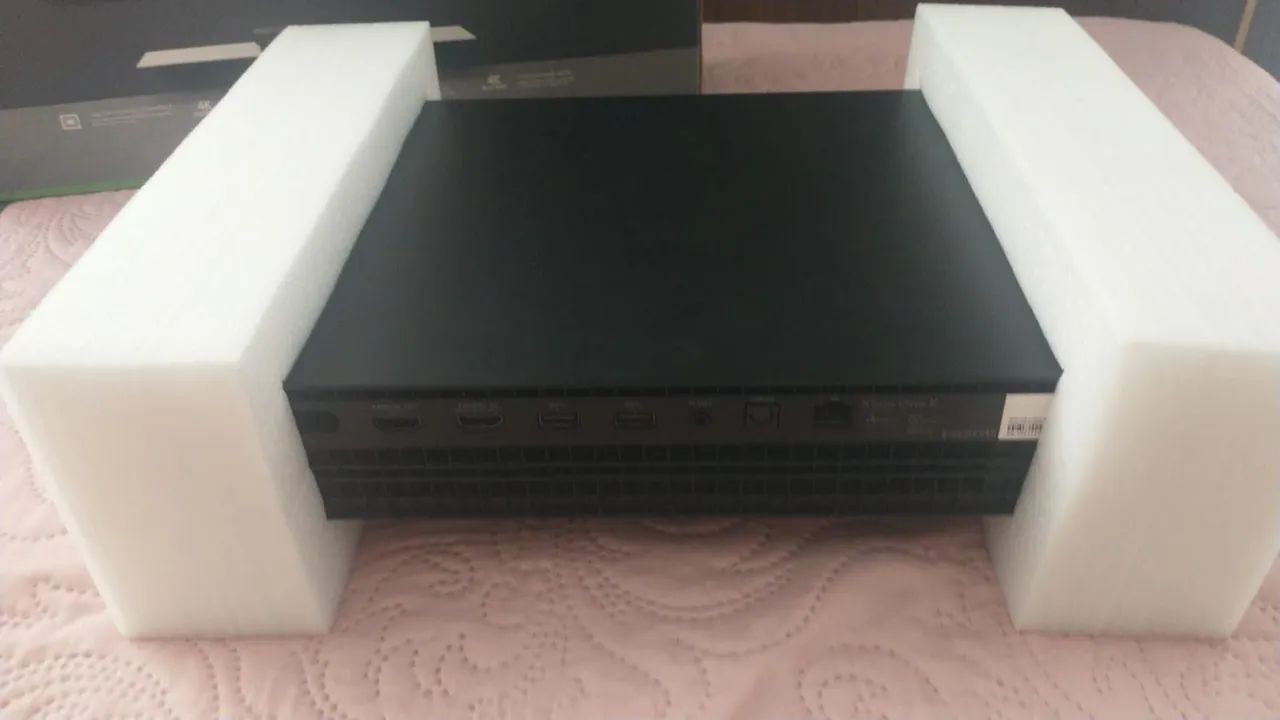 Vendo Xbox One X + Elden Ring  - Foto 2