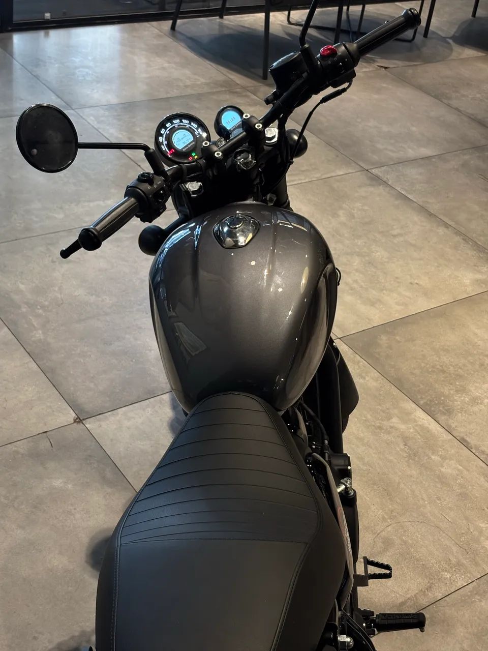 Hunter 350 / Dapper Grey - Letícia  - Foto 5